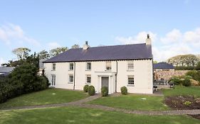 Clynnog House